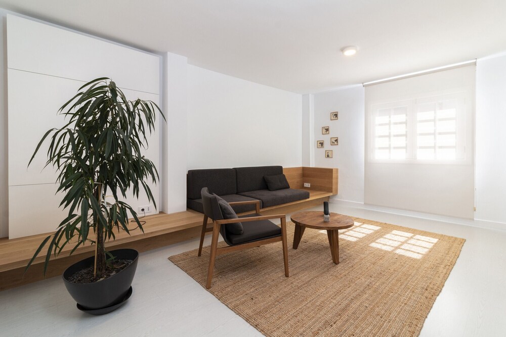 Apt Hector — 4-Star Luxury Hotel in Santa Cruz De Tenerife, Spain