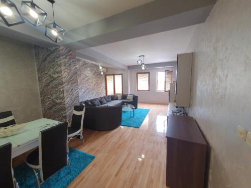 Apartman Nikolaj Lovely 3 room apartment in the center of Ohrid — 4-Star Luxury Hotel in Ohrid, Republic of Macedonia