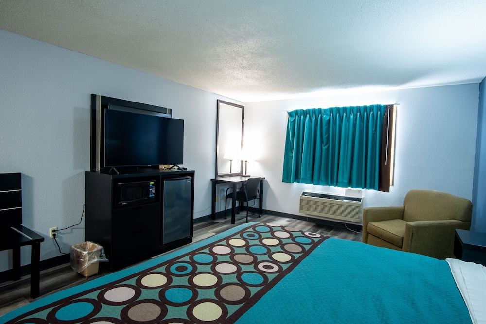 Coratel Inn and Suites by Jasper New Richmond - photo 16