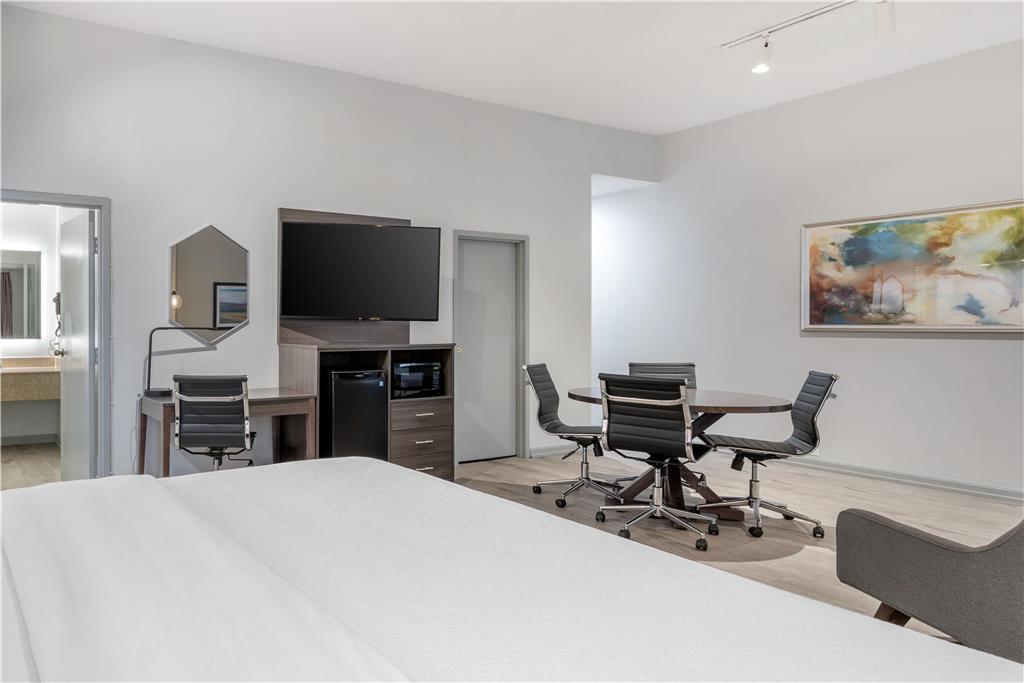 Best Western Hickory - photo 23