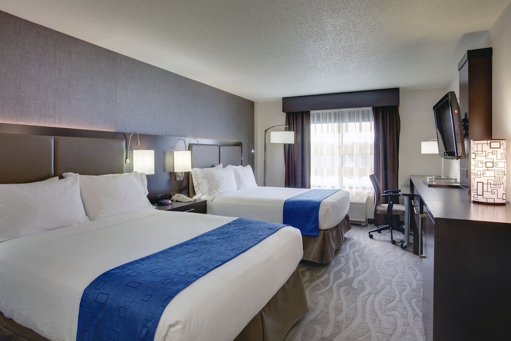Holiday Inn Express Hotel & Suites Meadowlands Area by IHG - photo 5