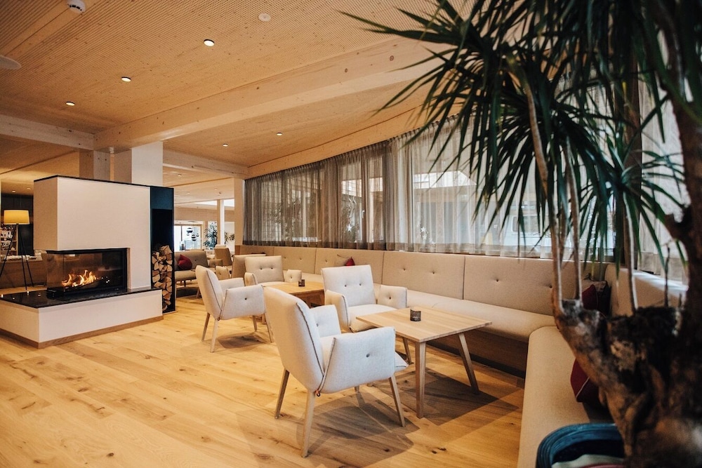 Seehotel Seerose — Bodensdorf — photo 3