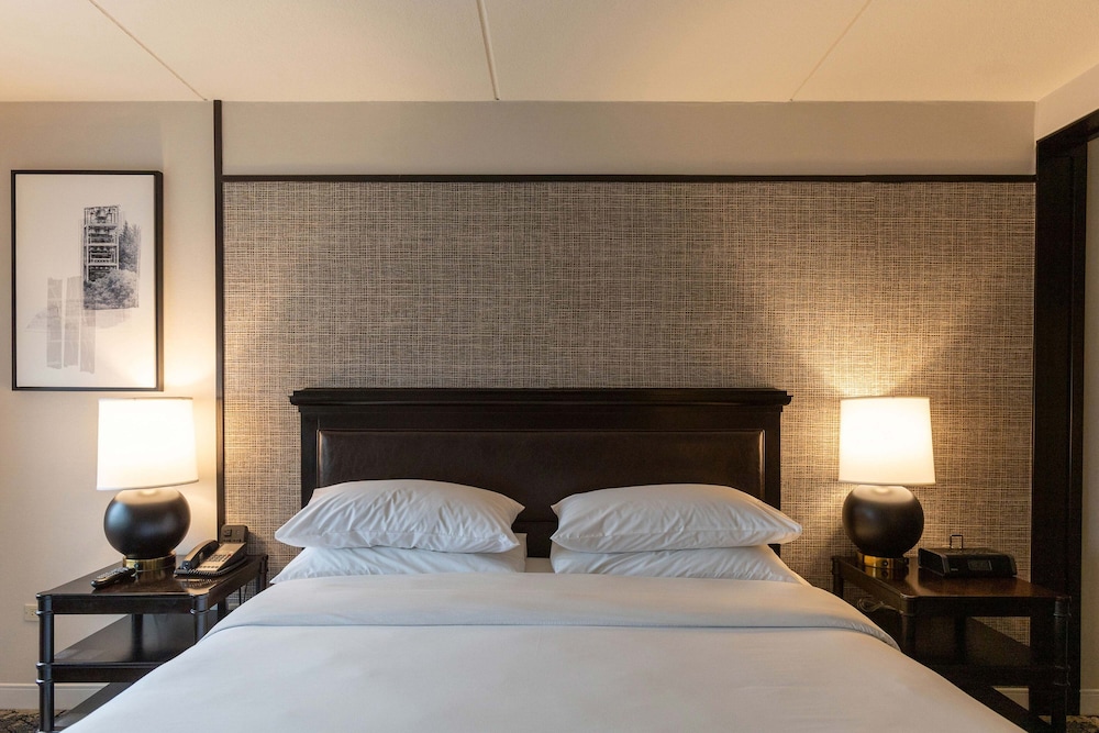 Sheraton Chicago Northbrook Hotel - photo 3