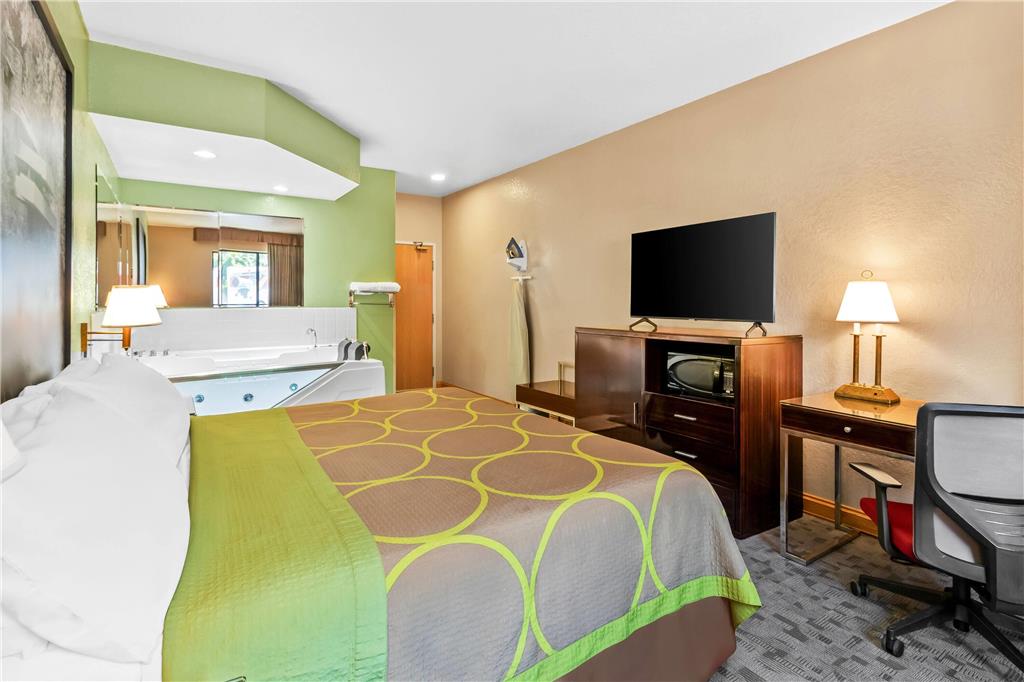 Super 8 by Wyndham Uniontown PA - photo 23