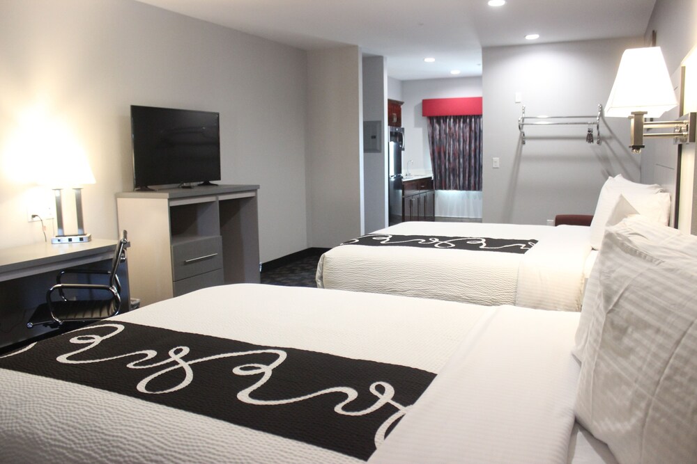 Paris Inn & Suites - photo 10