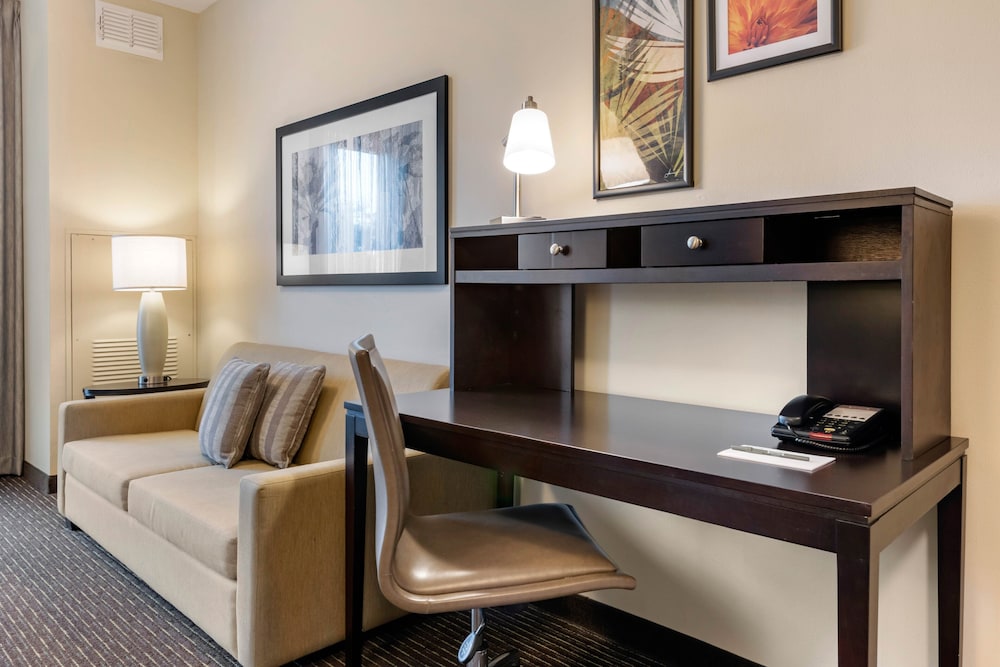 Staybridge Suites St. Petersburg Downtown by IHG - photo 25