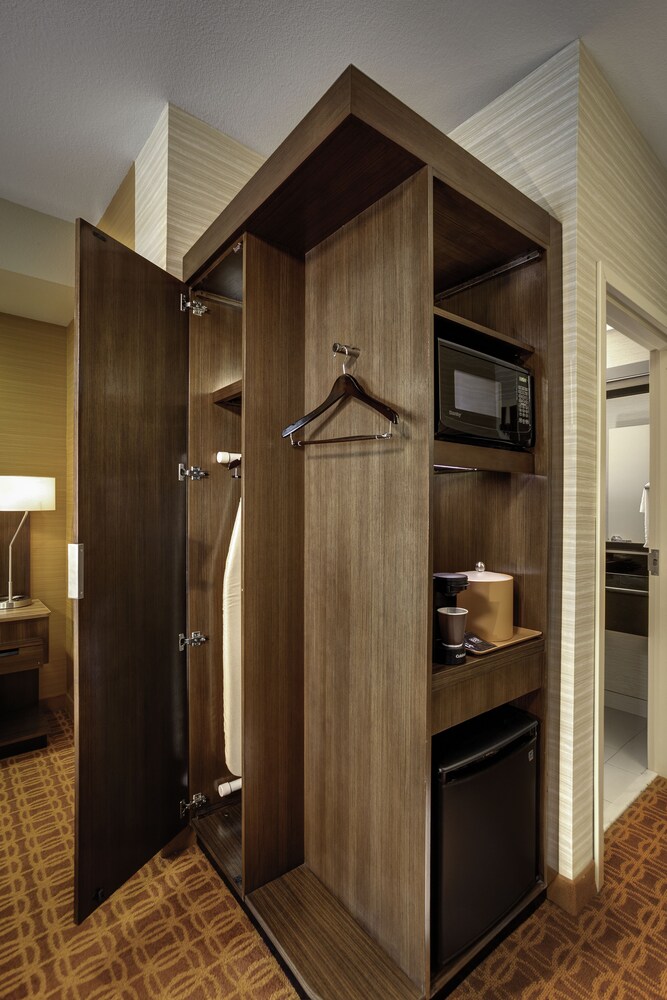 Fairfield Inn & Suites by Marriott Buffalo Amherst University - photo 11