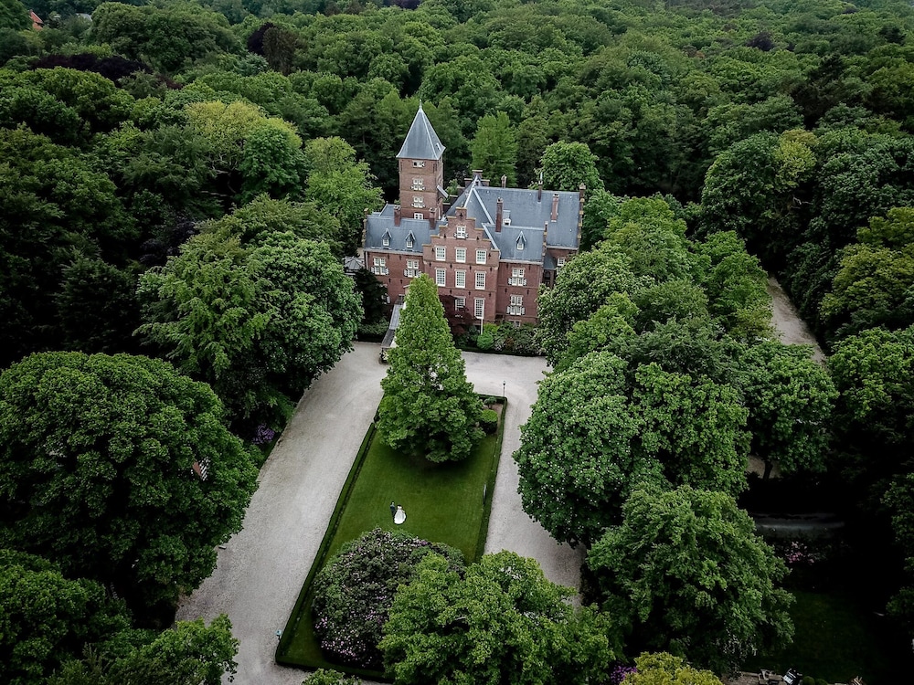 Kasteel de Wittenburg — hotel in Wassenaar