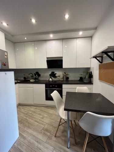 Apartament z widokiem Gdańsk — 4-Star Luxury Hotel in Gdansk, Poland