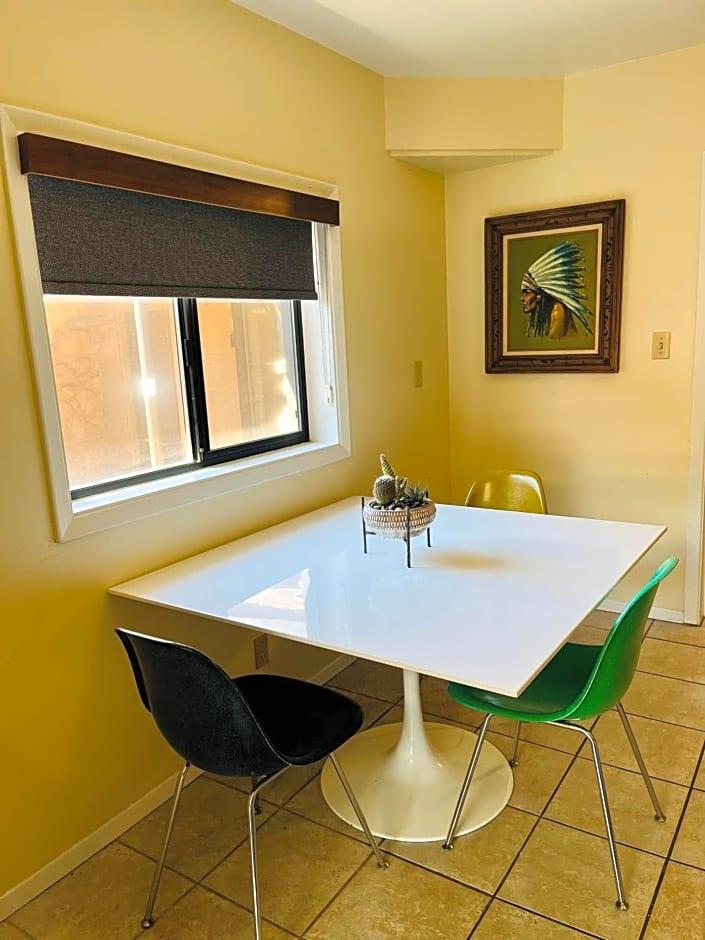 Sedona Uptown Suites - photo 35