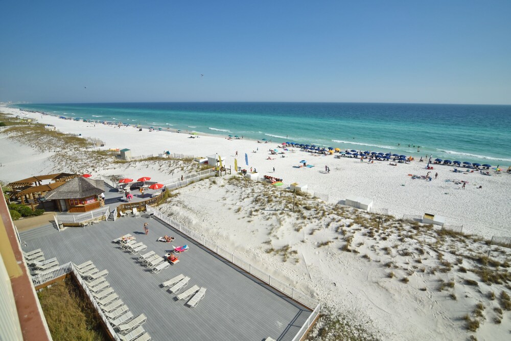 Pelican Beach Resort & Conference Center - photo 66