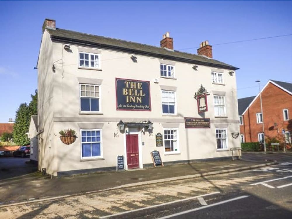 The Bell Inn - carbon neutral hotel in Lutterworth