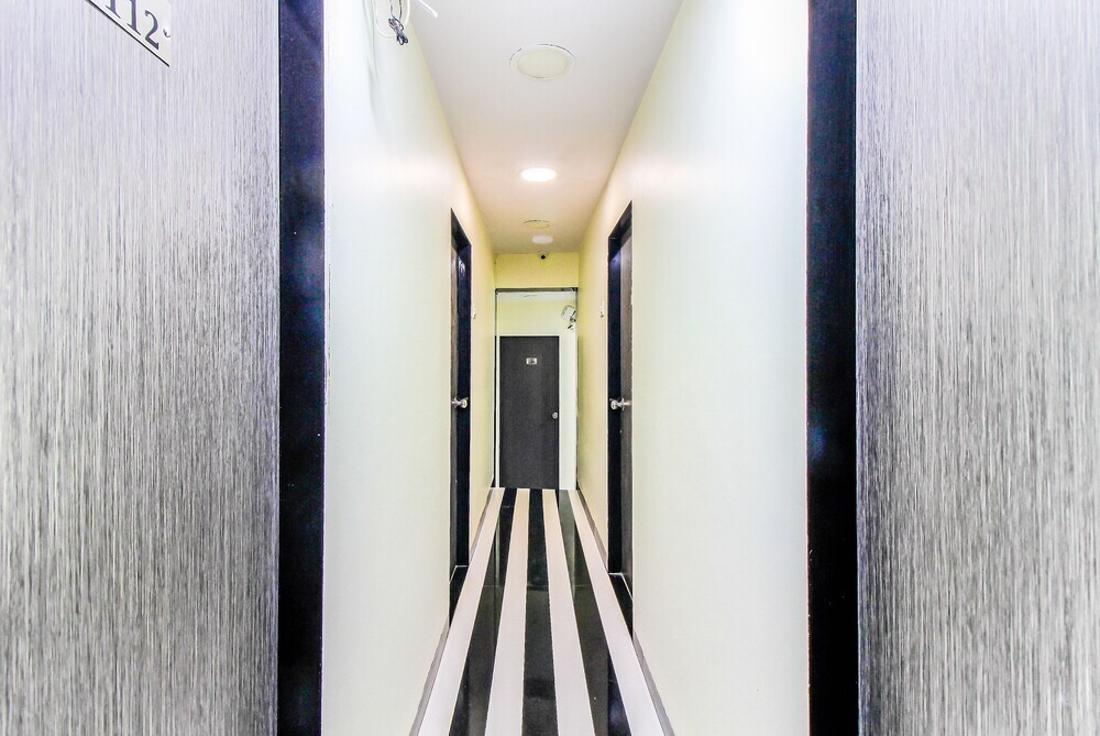 FabHotel AK Palace Saki Naka