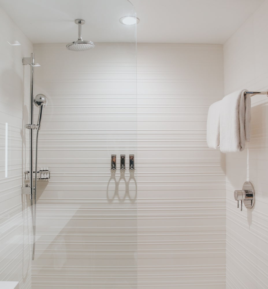 AC Hotel by Marriott Tampa Airport - photo 3