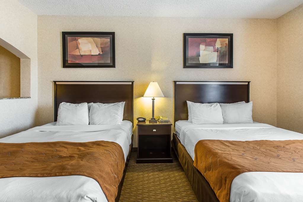 Comfort Suites Summit County - photo 7