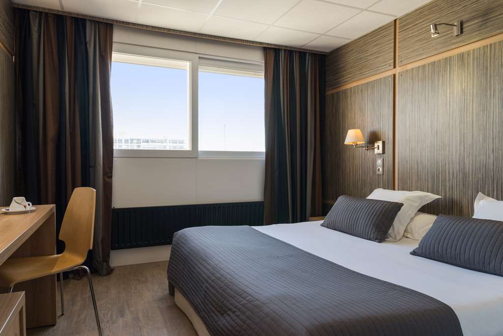 The Originals Boutique Hôtel Neptune Montpellier Sud in Mauguio, France