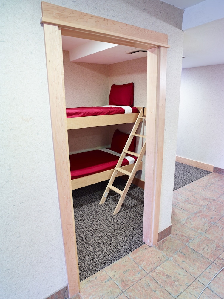 LivINN Hotel Minneapolis North Fridley - photo 35