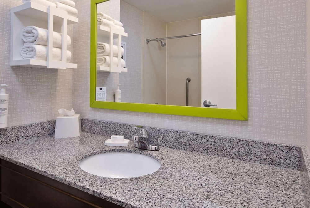 Hampton Inn Cincinnati Northwest Fairfield - photo 11