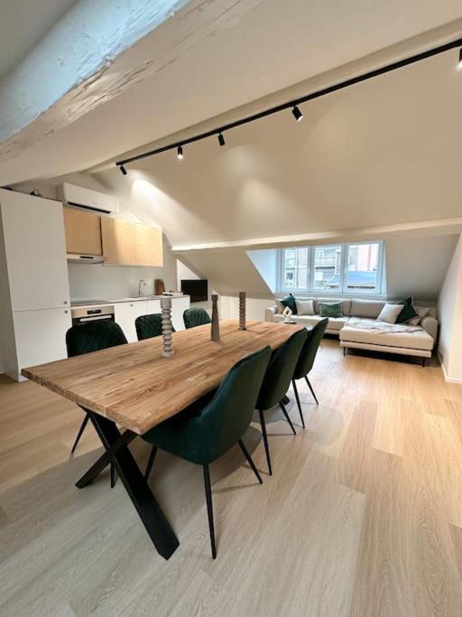 Duplex Hyper Centre — 4-Star Luxury Hotel in Liege, Belgium