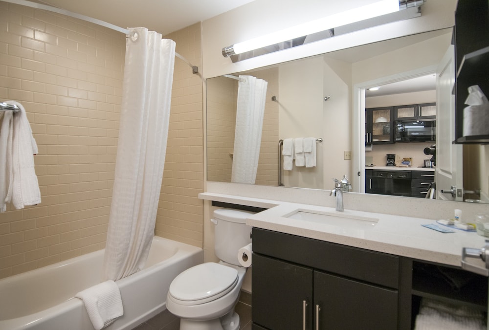 Candlewood Suites Baton Rouge College Drive by IHG - photo 14