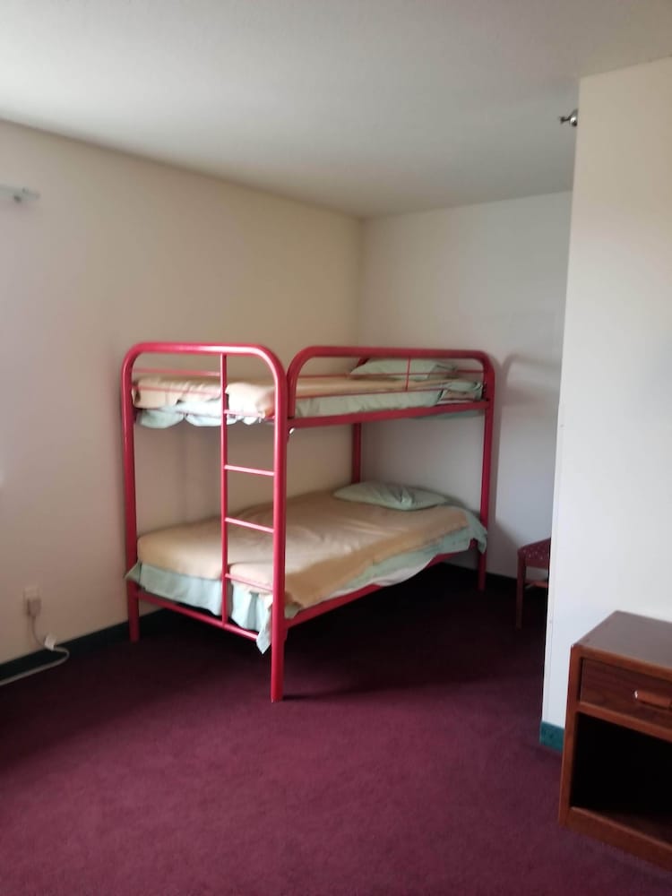 Bilmar Inn & Suites Dell Rapids Near Sioux Falls - photo 33