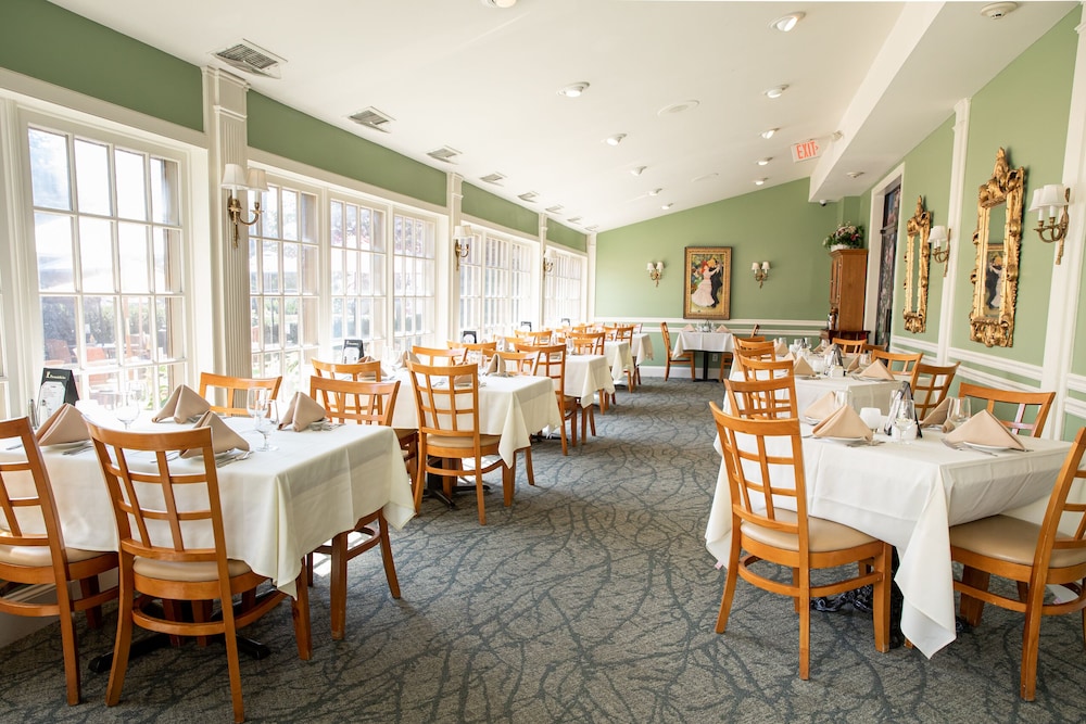 Plumsteadville Inn - photo 13