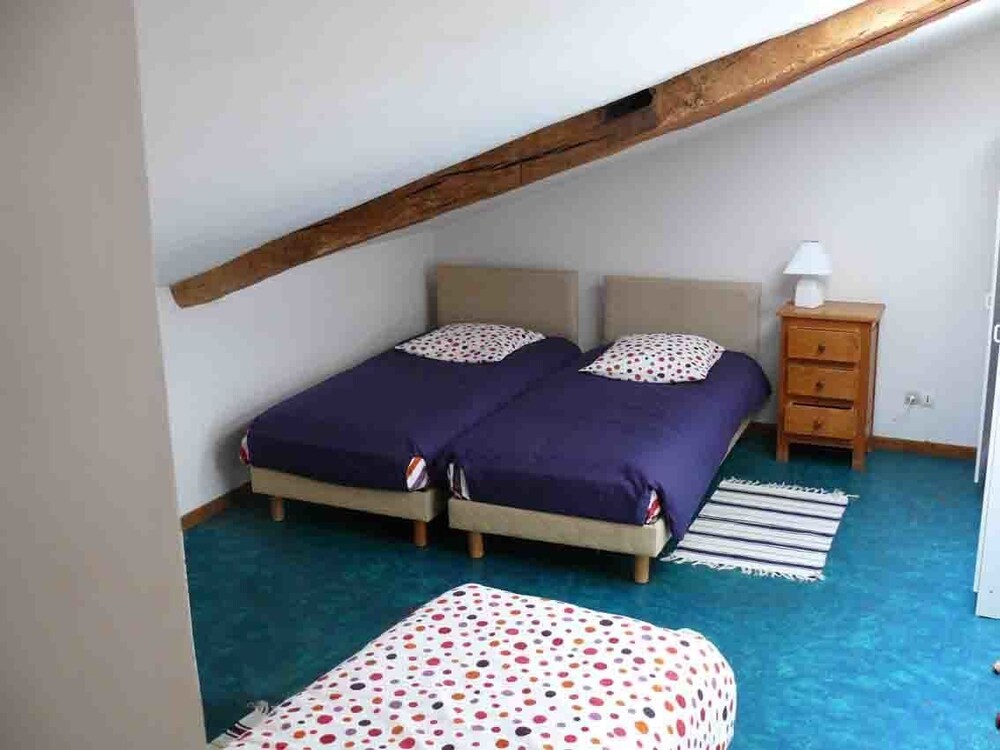 Le Domaine de Fonroques Gites — hotel in Montcaret