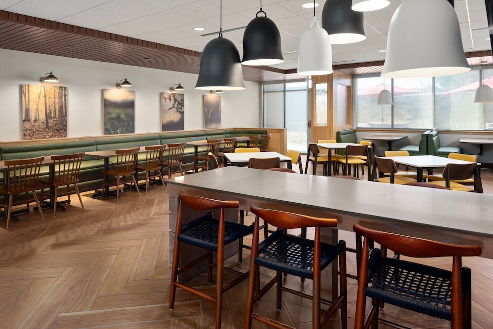 Fairfield by Marriott Inn & Suites Yankton - photo 27