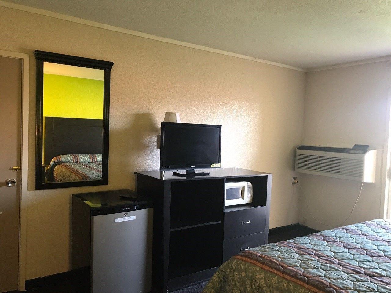Woodville Inn - photo 7