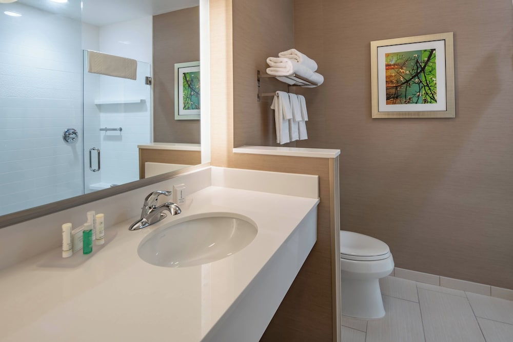 Fairfield Inn & Suites by Marriott Terrell - photo 11