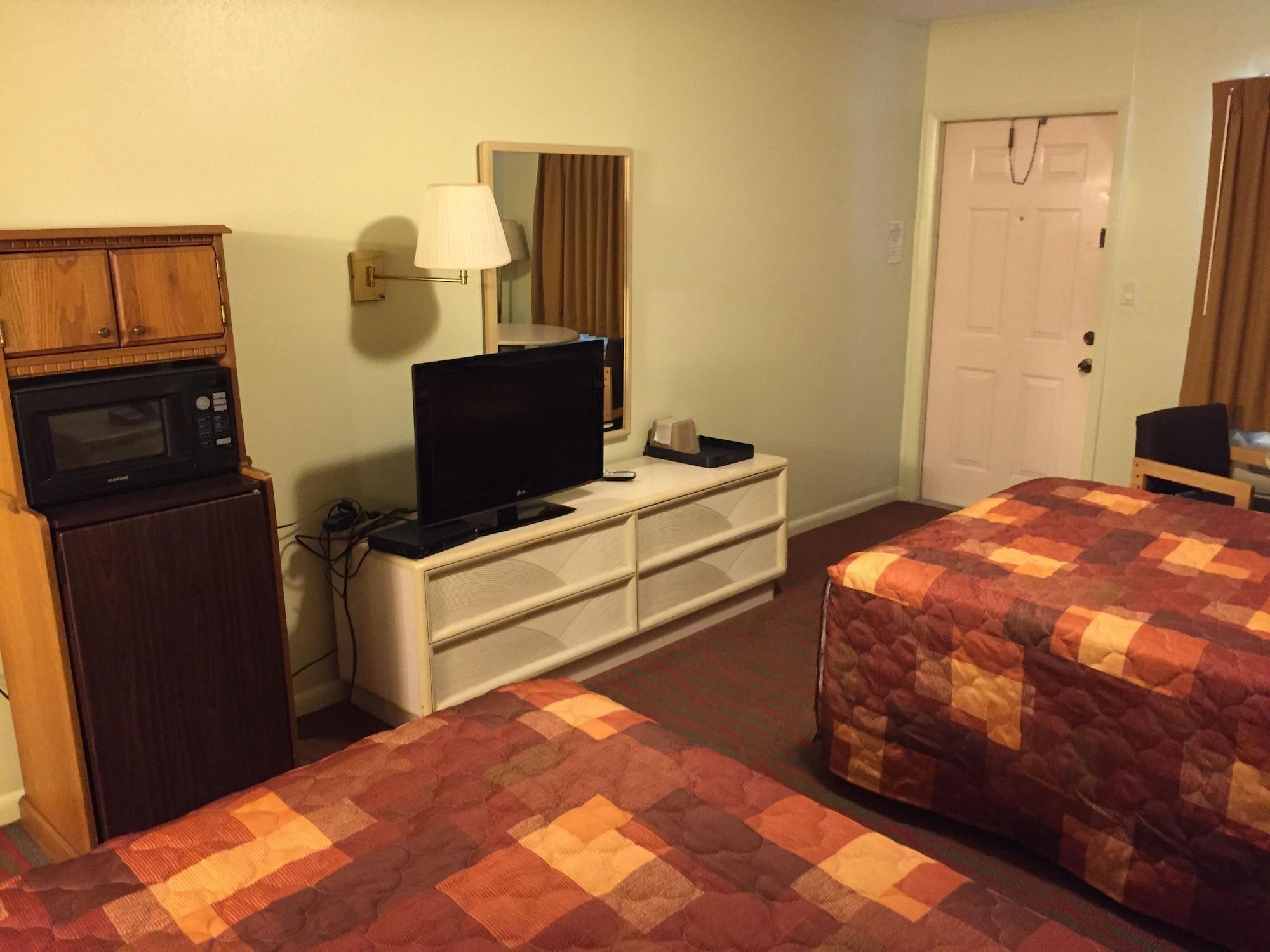 Sebring Inn - photo 14