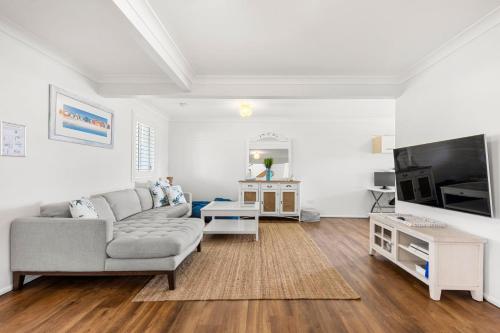 Just Beachy Pet Friendly 4 Mins Walk To Beach — Culburra Beach