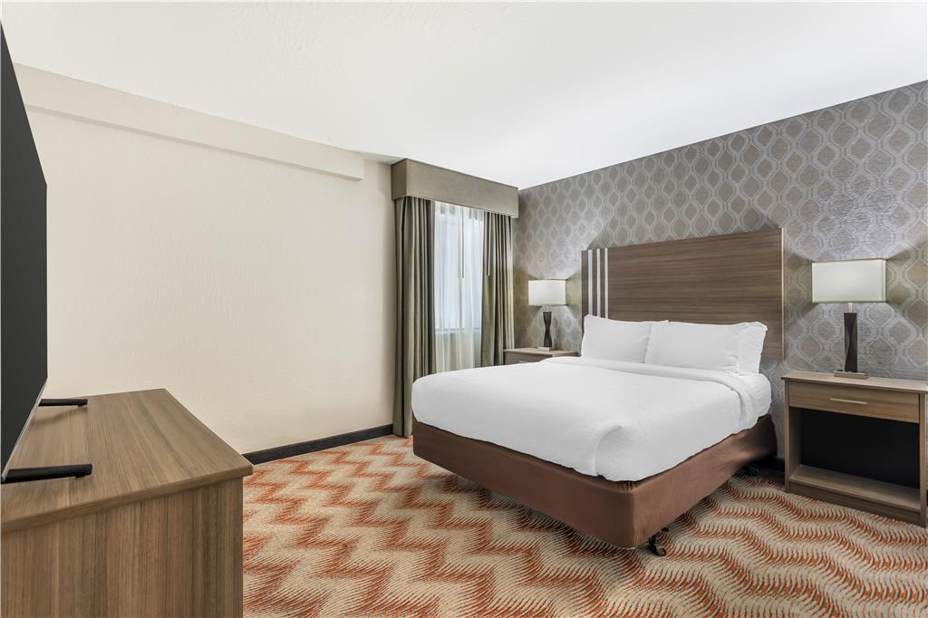 Best Western Plus Sonora Oaks Hotel & Conference Center - photo 34