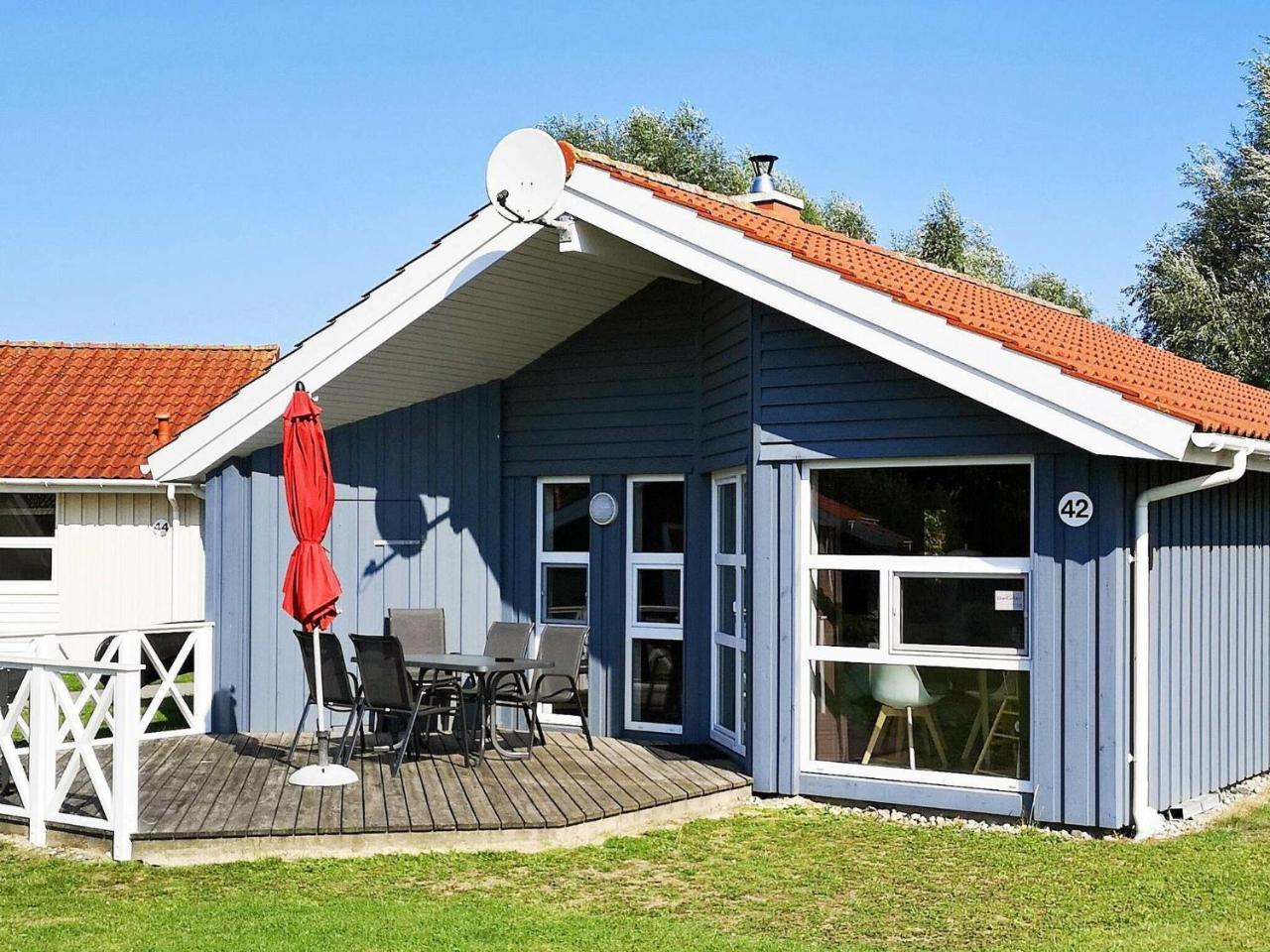 4 person holiday home in Otterndorf — 4-Star Luxury Hotel in Otterndorf, Germany