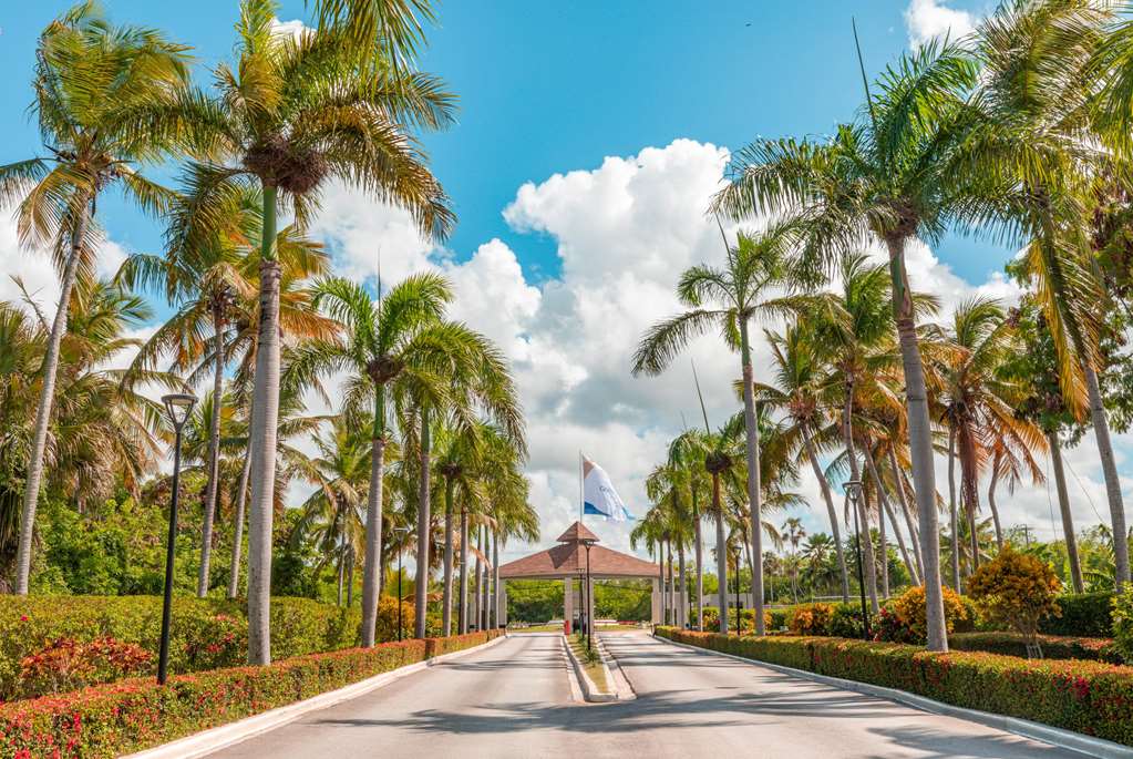 Dominican Fiesta Hotel — hotel in Santo Domingo