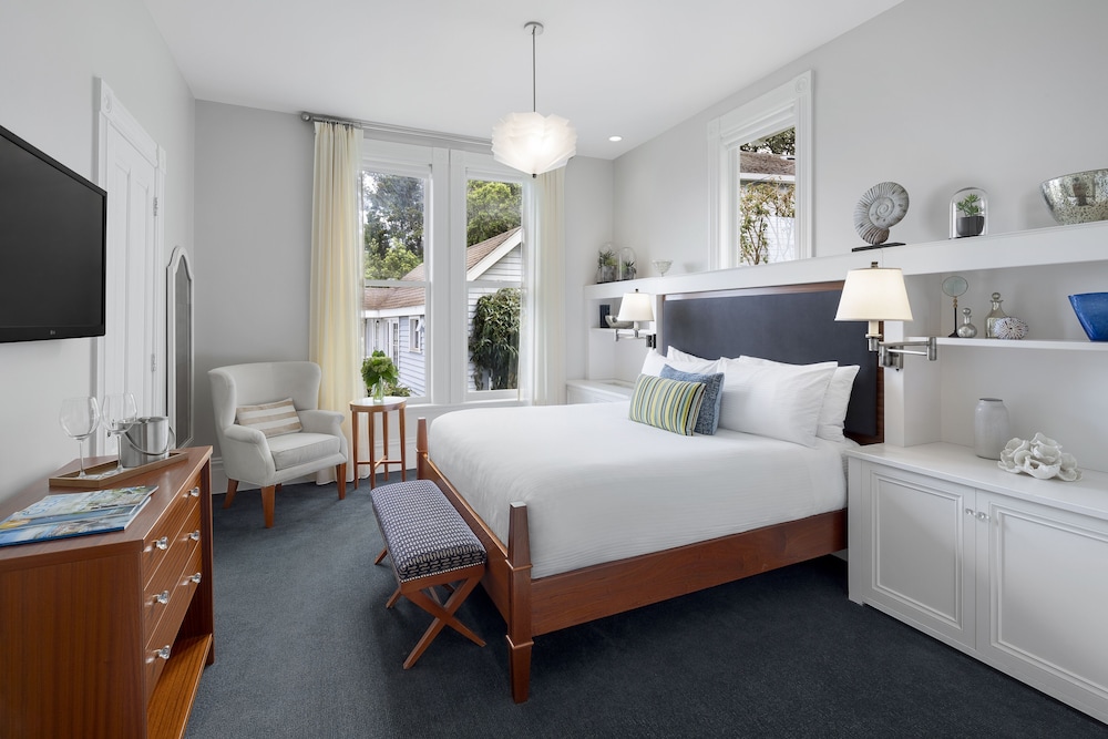 Casa Madrona Hotel & Spa - photo 40
