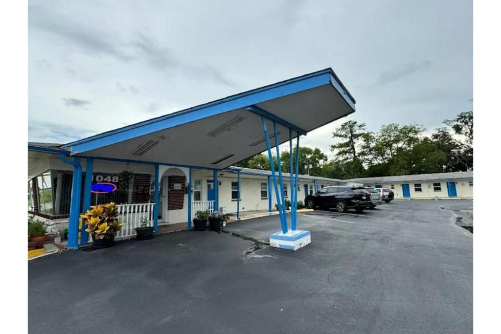 Holiday Motel Ocala Downtown I 75 — Ocala