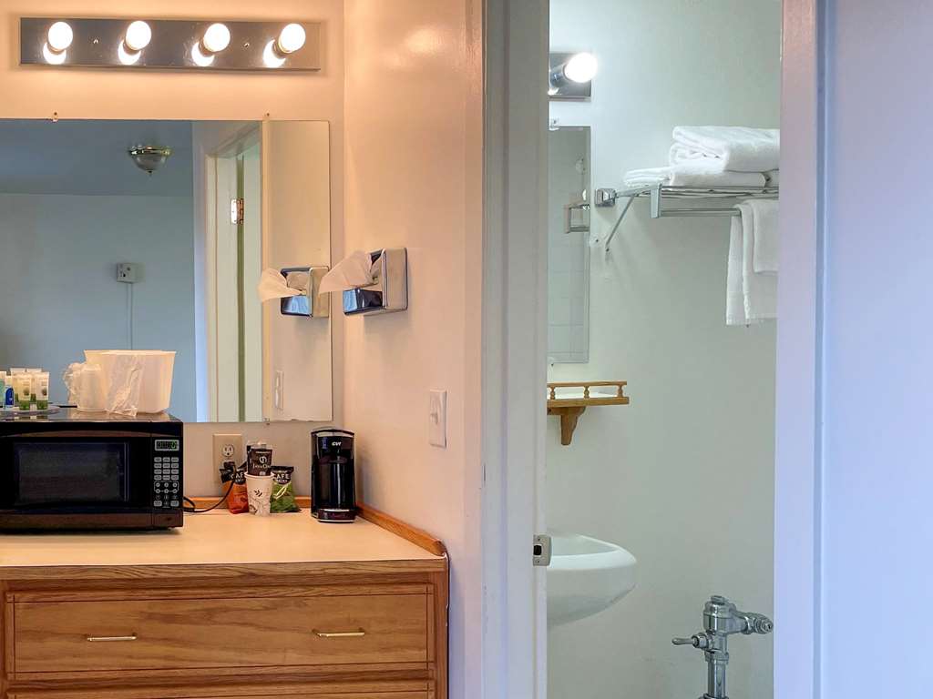 Rodeway Inn & Suites Omak Okanogan - photo 11