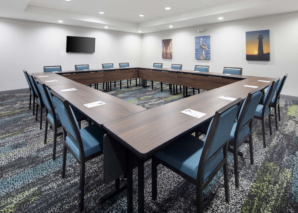 Hampton Inn & Suites D'Iberville Biloxi - photo 30