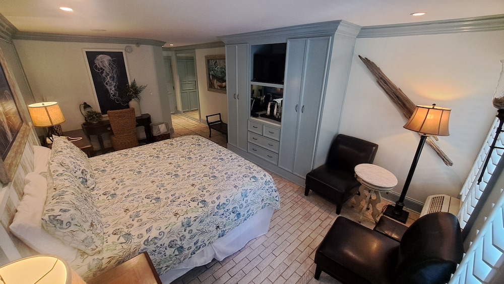 Saint Simons Inn by the Lighthouse - photo 28