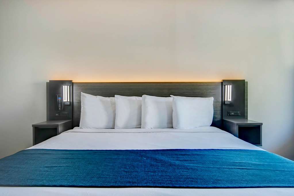 Studio 6 Extended Stay Ocean Springs MS - photo 16