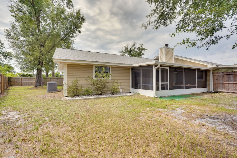 Bright Lynn Haven Home w Screened Porch & Yard - photo 25