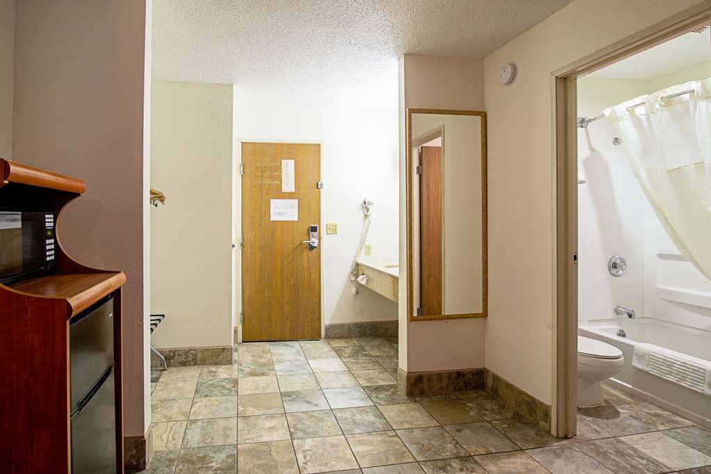 Quality Inn Aberdeen - photo 25