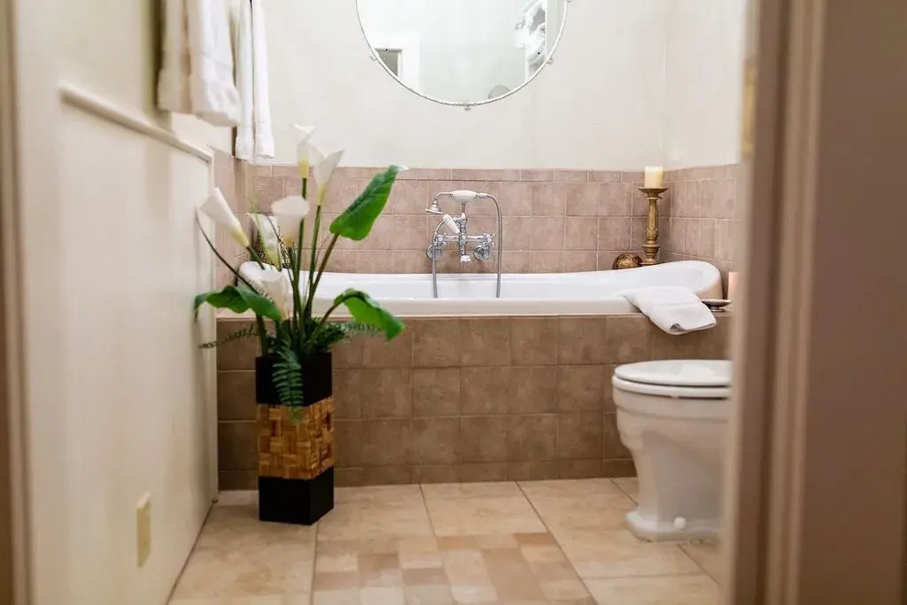 Courthouse Suites - photo 10