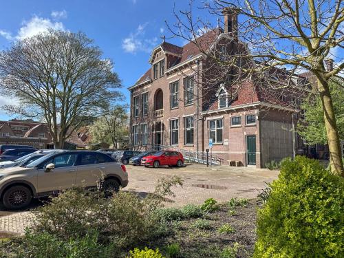Combi Grote En Kleine Weeshuis — Enkhuizen