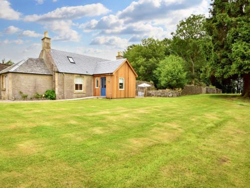 2 Bed in St Andrews 75868 in Ladybank, United Kingdom