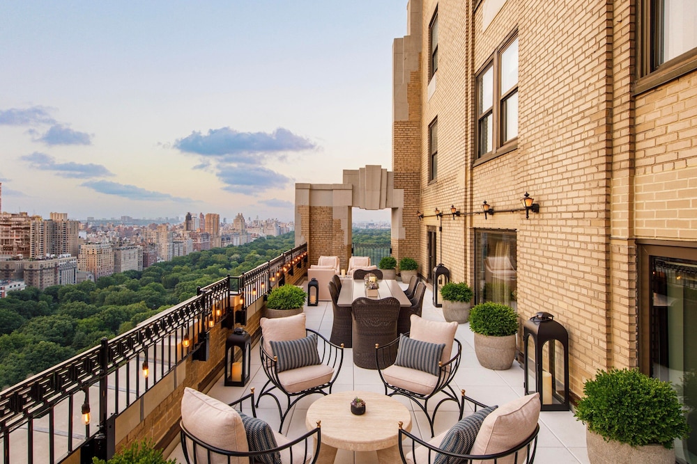 JW Marriott Essex House New York - photo 59