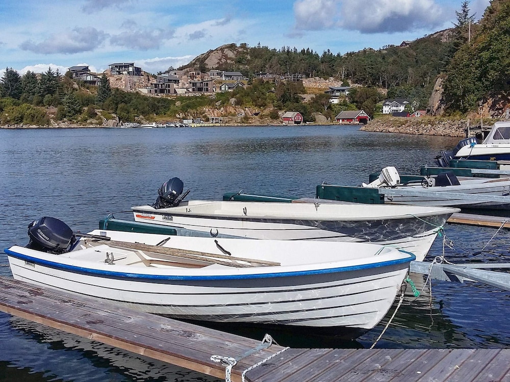 5 person holiday home in lyngdal By Traum — 4-Star Luxury Hotel in Lyngdal, Norway