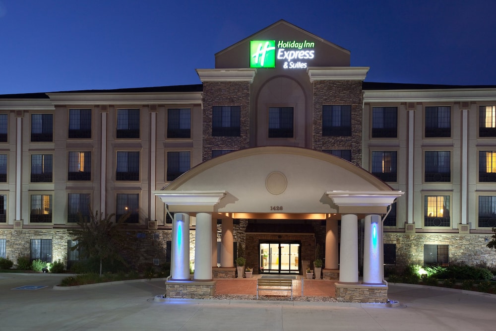 Holiday Inn Express Hotel & Suites Ft. Collins by IHG - photo 49