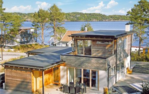 3 Bedroom Awesome Home In Mosterhamn — 4-Star Luxury Hotel in Mosterhamn, Norway